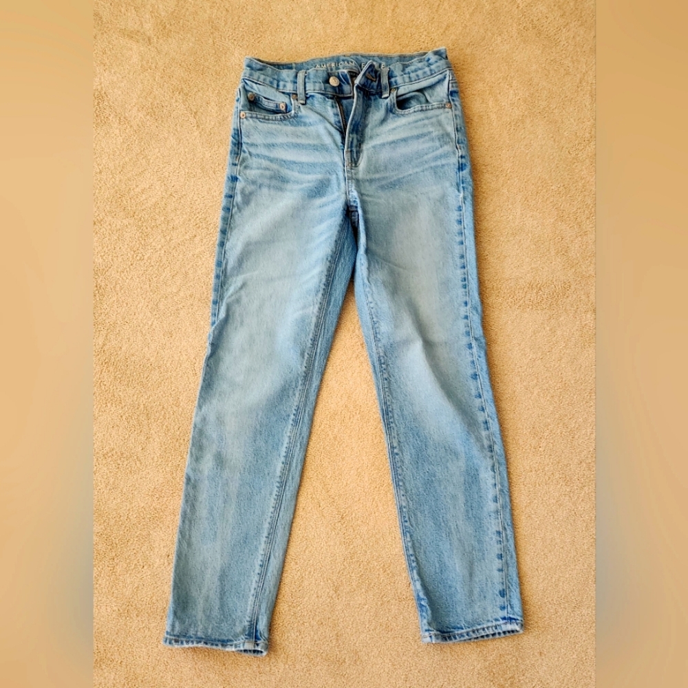 AE Jeans Super High Rise Ankle Straight 00